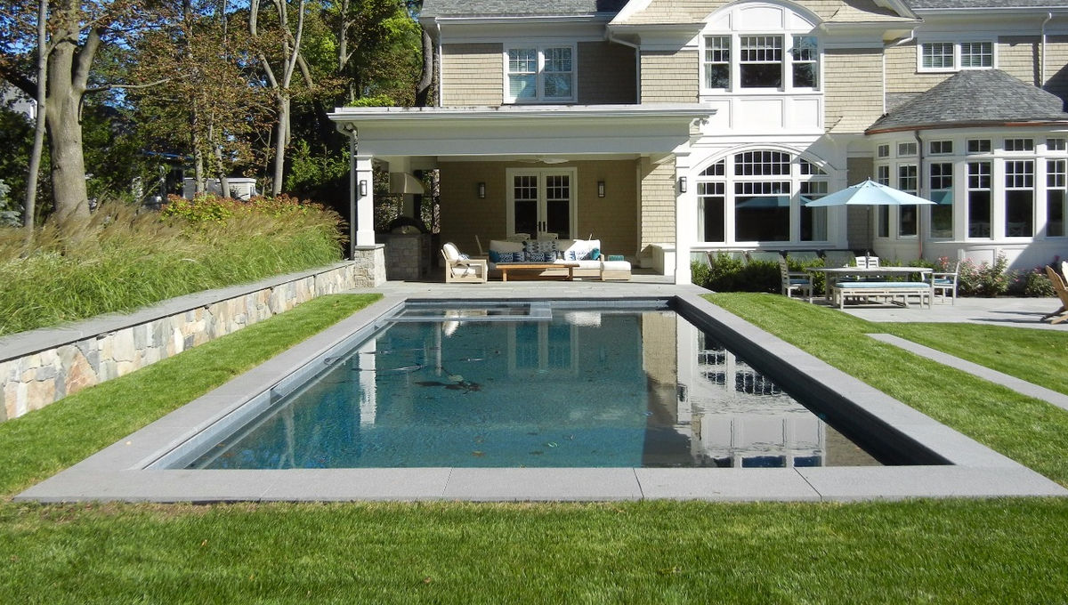 Oak Hills Residence - Pool and surrounding lawn