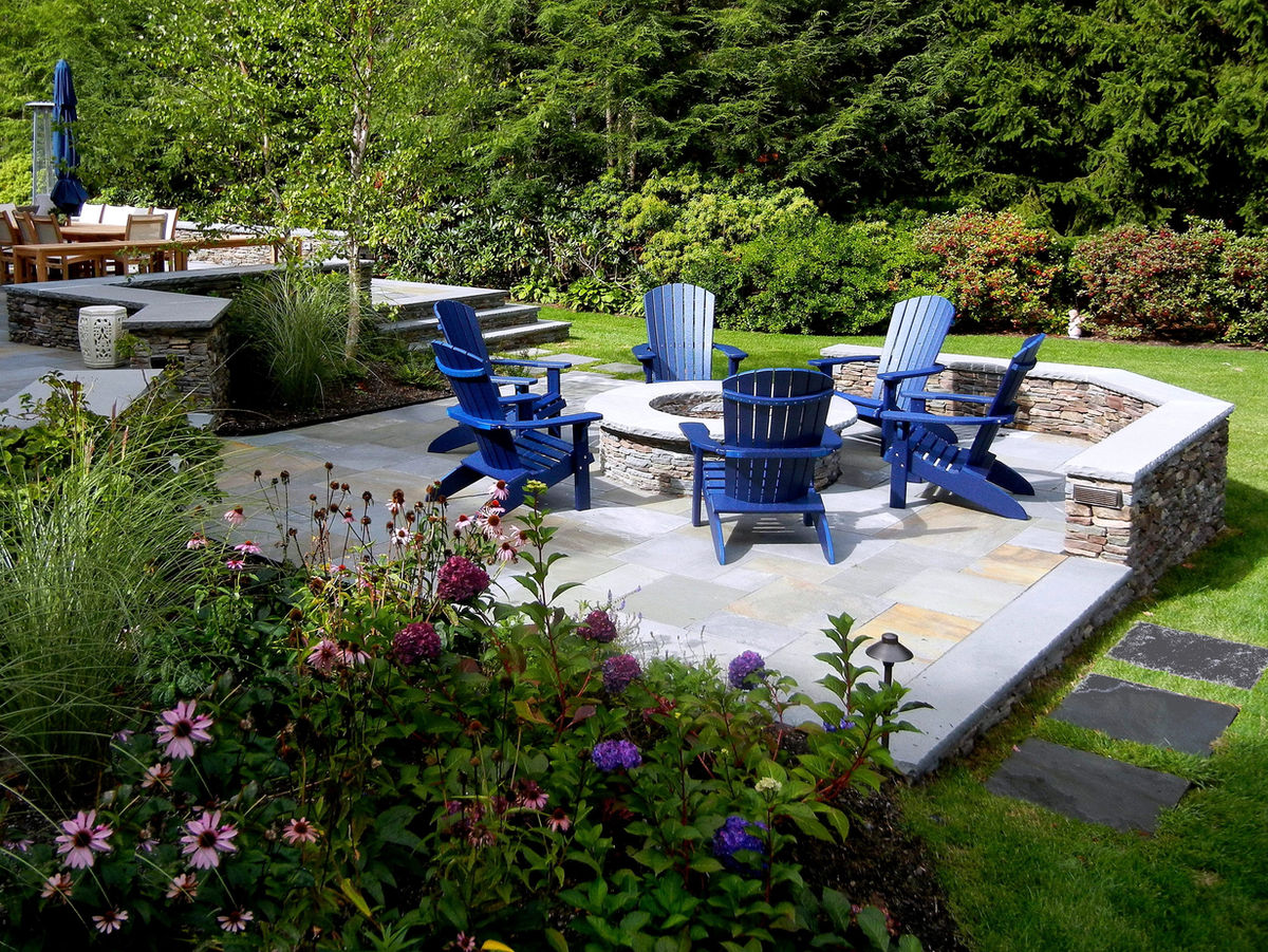 Wellesley Farms Residence - Fire pit and seating terrace